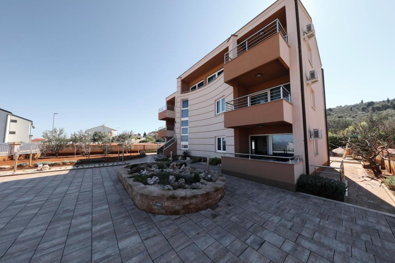 Apartment Dora Preko Exterior photo